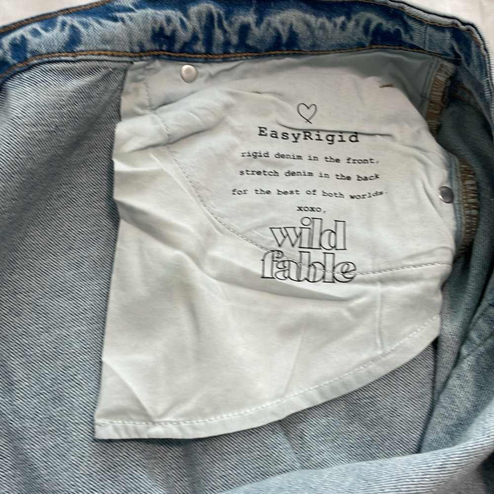 Wild Fable High Rise Tapered Jeans 24 Light Wash Jeans - Picture 9 of 10